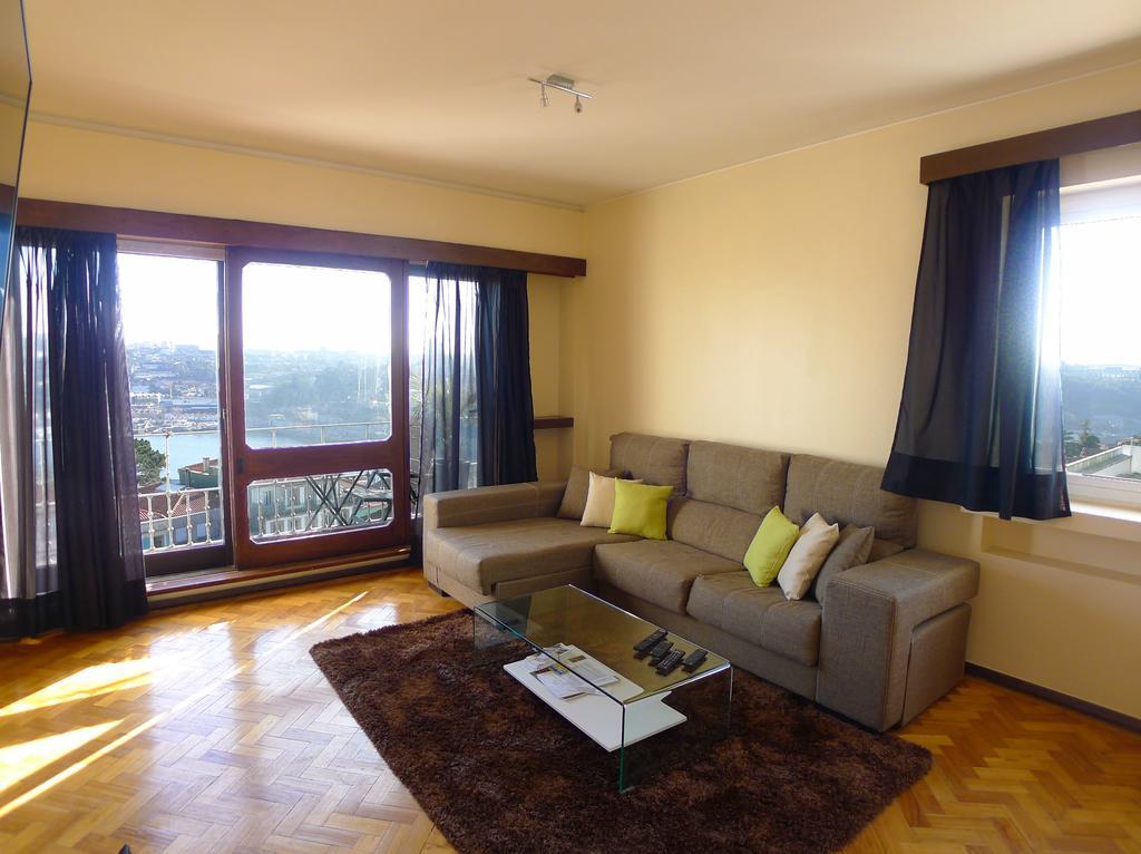 Lv Premier Apartments Clerigos- Re1 Πόρτο Δωμάτιο φωτογραφία